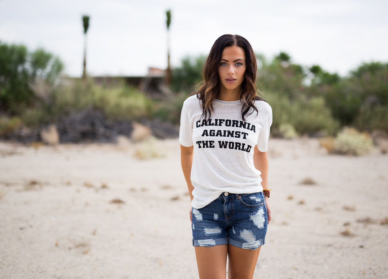 CALIFORNIA AGAINST THE WORLD Bobbie Tee