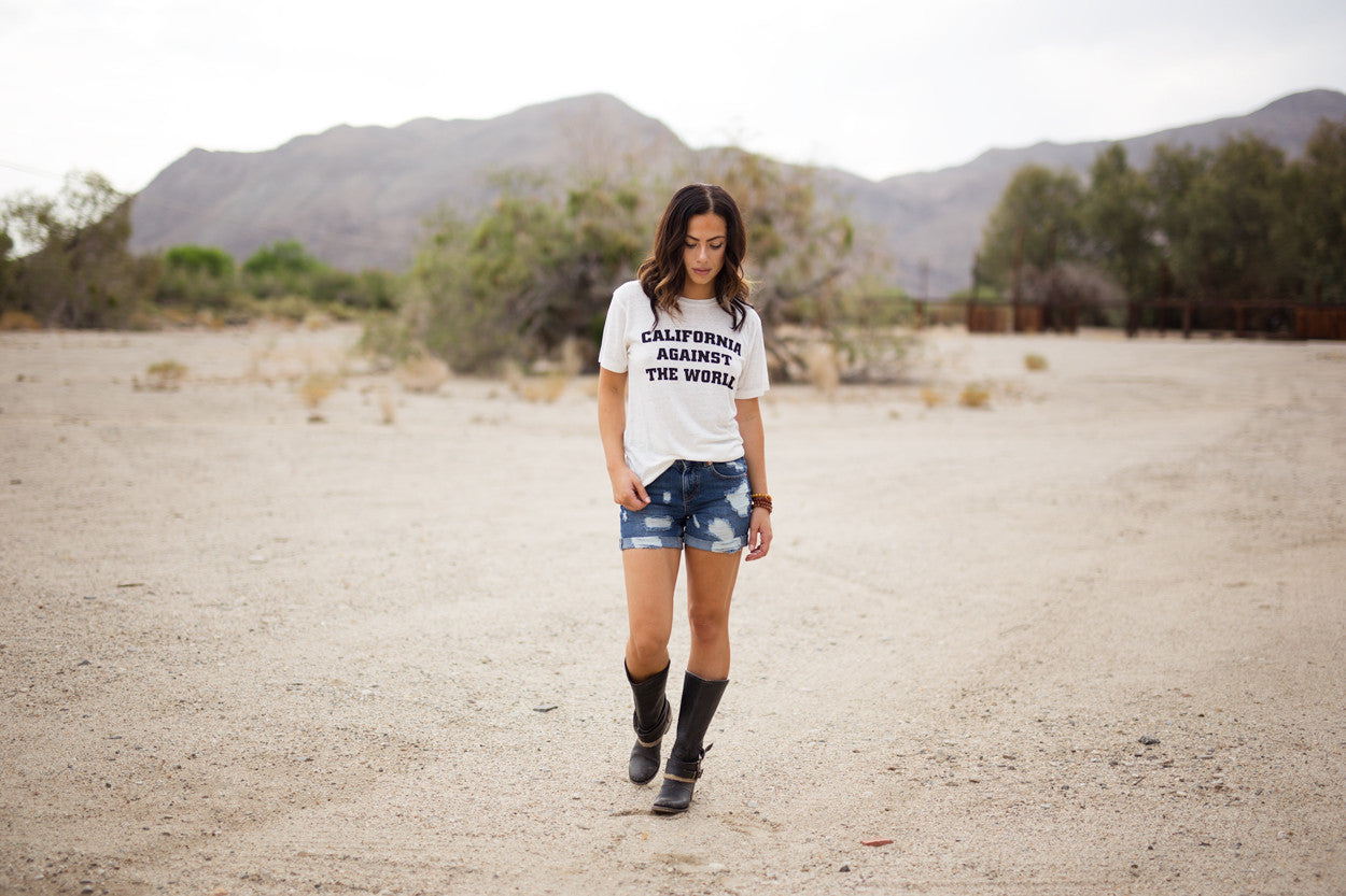 CALIFORNIA AGAINST THE WORLD Bobbie Tee